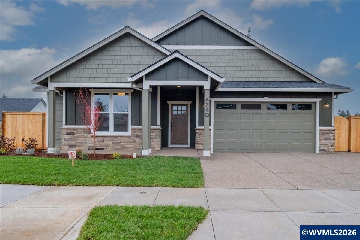 Property Photo:  6660 Maddie Nichole St SE  OR 97306 