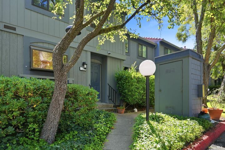 Property Photo: 7 Rosemary Court CA 94945