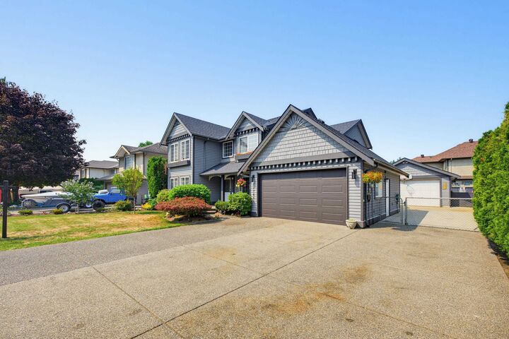Property Photo: 22765 126B Avenue BC V2X 2N7