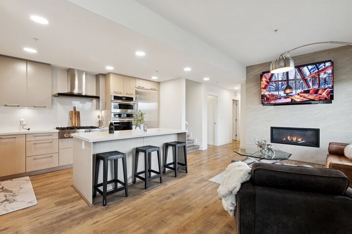 14022 North Bluff Road 501 — photo 1