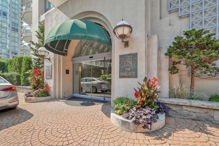 Property Photo: 719 Princess Street 803 BC V3M 6T9
