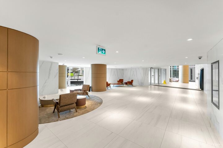 Photo de la propriété: 9887 Whalley Boulevard 1308 BC V3T 0P4