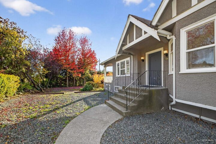 Property Photo: 7561 Angus Drive BC V6P 5K1