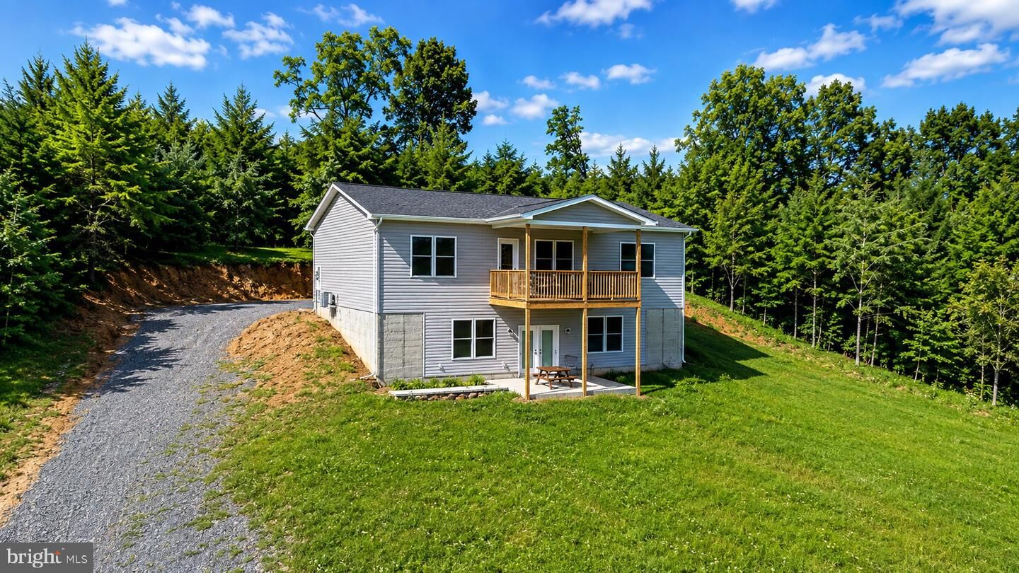 Property Photo:  369 Paso Fino Dr  WV 26704 