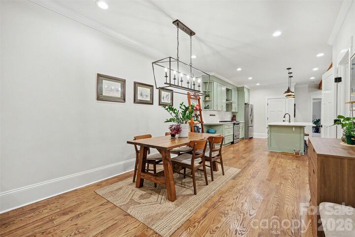 Property Photo:  2409 Marlowe Avenue B  NC 28208 