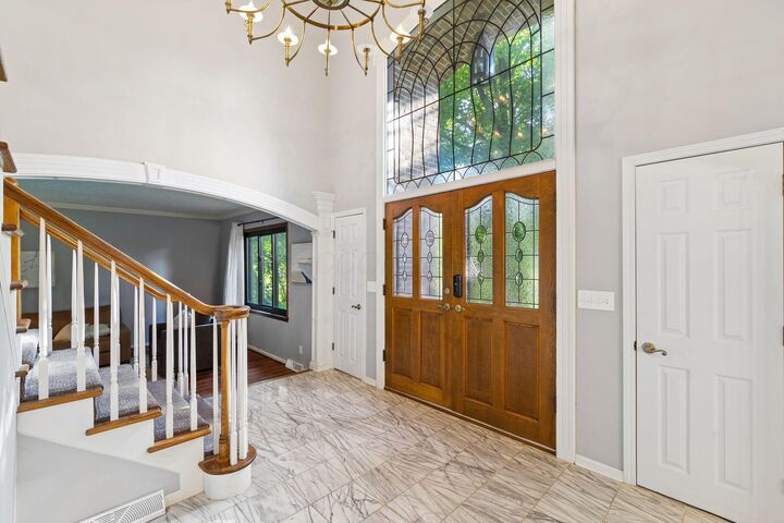 Property Photo:  1755 Hickory Hill Drive  OH 43228 