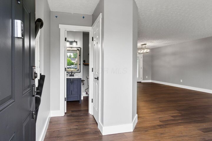 Property Photo: 571 Marcum Road OH 43004