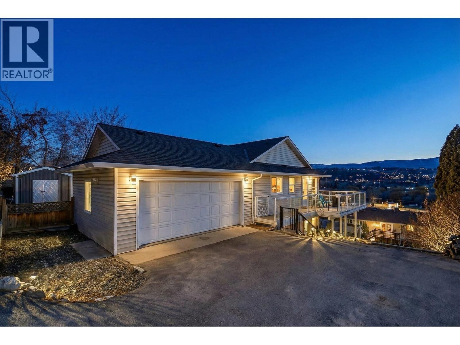 Property Photo: 11350 Dakota Road BC V4V 1X1
