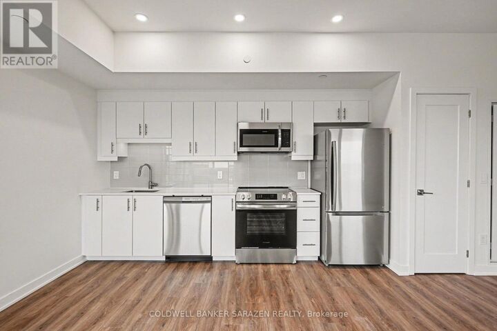 Property Photo:  50 Corb Stewart Court 306  ON K7S 0K8 