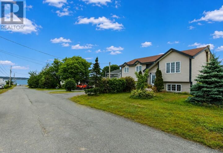 Property Photo: 44 Battens Road NL A1X 2A5