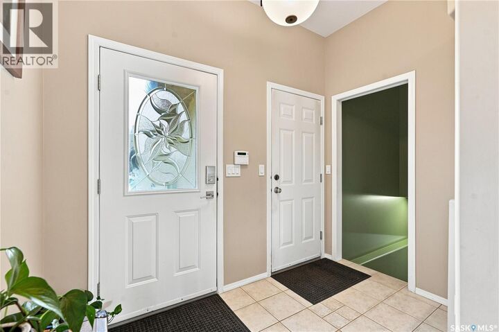 Property Photo: 418 Bourgonje Court SK S7S 1L7