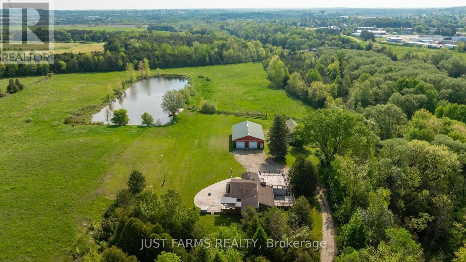 Property Photo:  837 7th Avenue  ON N4N 2K3 
