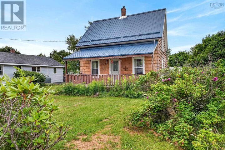 Property Photo:  2149 Cowan Street  NS B0K 2A0 