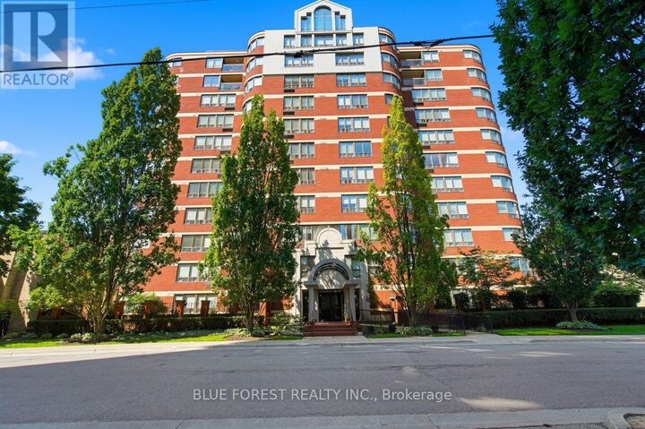 Property Photo:  7 Picton Street 904  ON N6B 3N7 