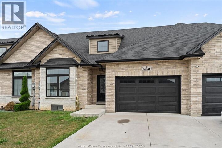 Property Photo:  262 Livingstone Crescent  ON N9V 0H1 