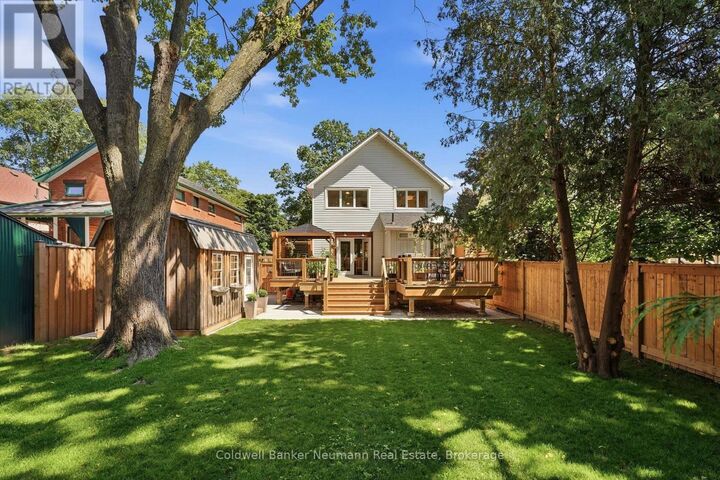 Property Photo:  63 Fountain Street West  ON N1H 3P4 