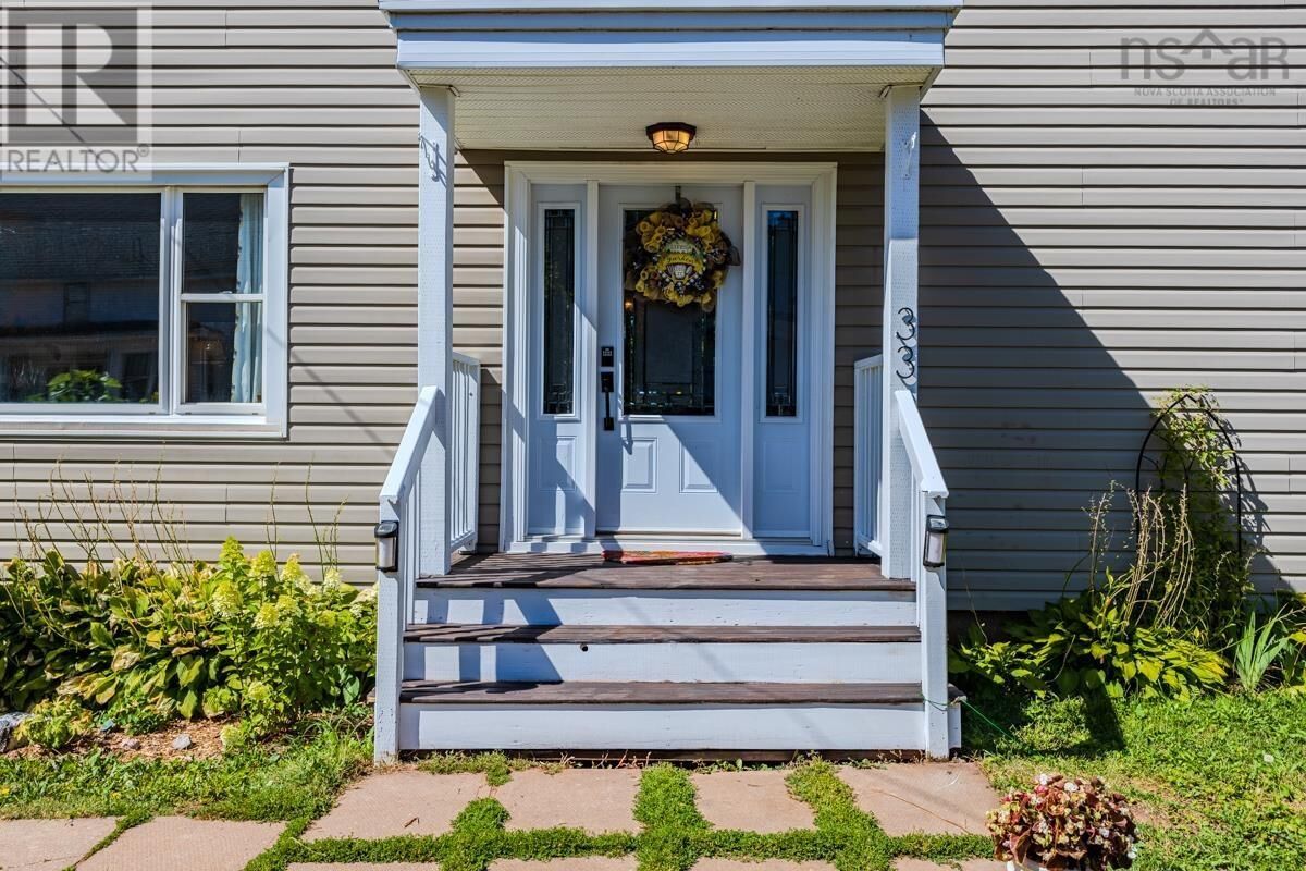 Property Photo: 33 Victoria Street NS B0K 1L0