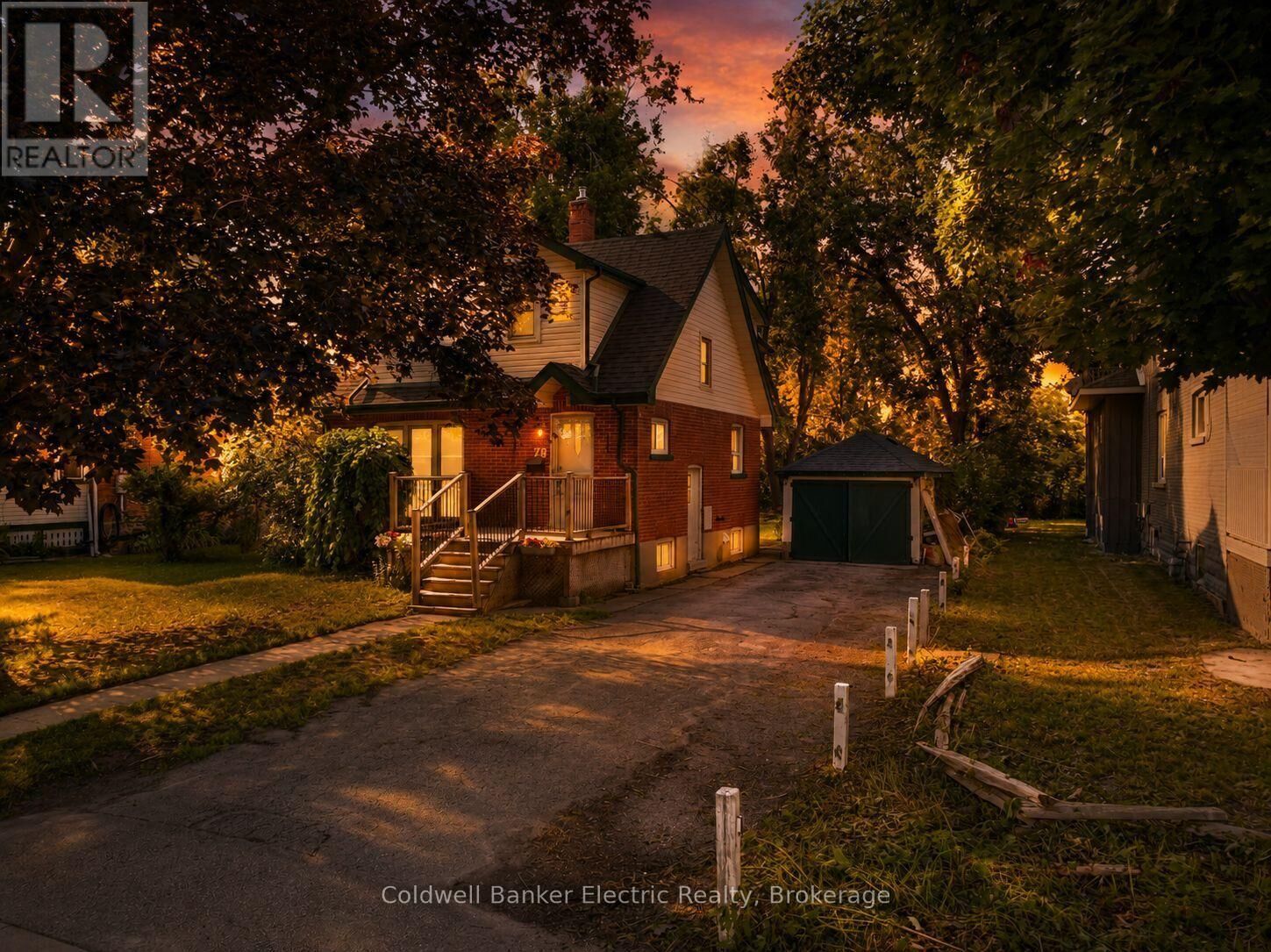 Property Photo: 78 Melbourne Street West ON K9V 2T3