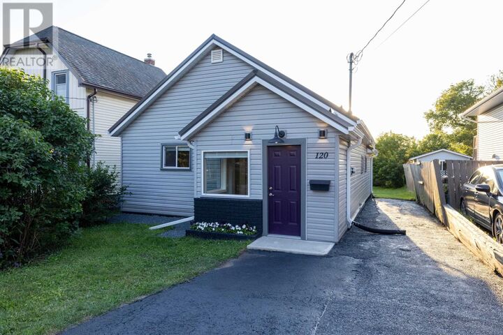 Property Photo:  120 Rockwood Ave S  ON P7B 4K2 