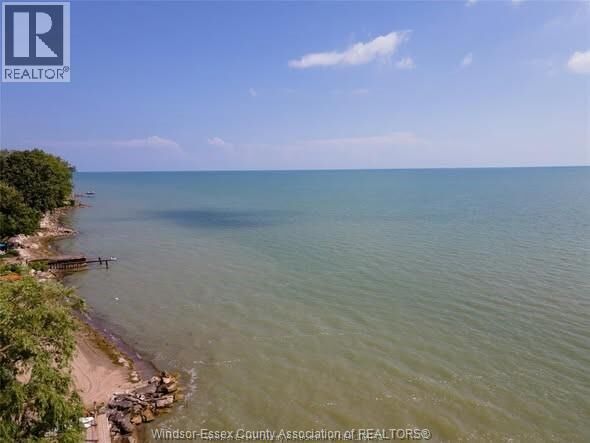 Property Photo:  127 Lakewood Drive  ON N9V 2Y8 