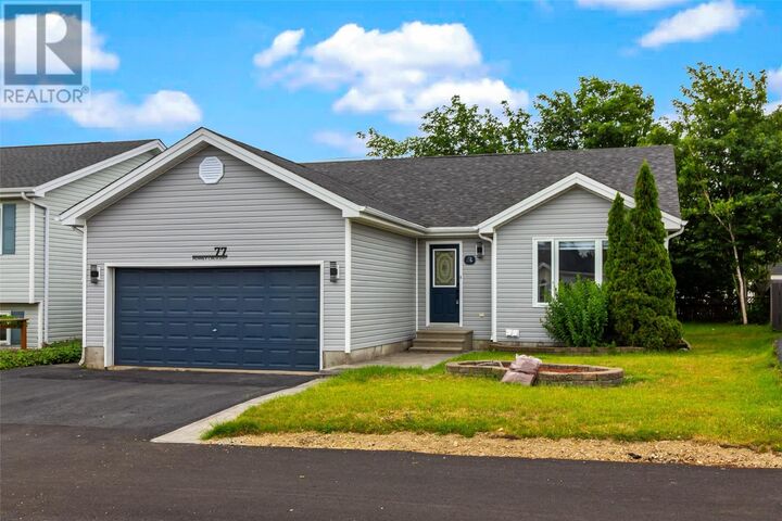 77 Penney Crescent — photo 1