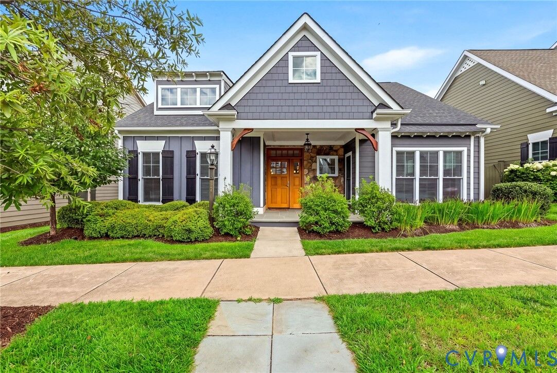 Property Photo: 738 Highgate Row VA 22932
