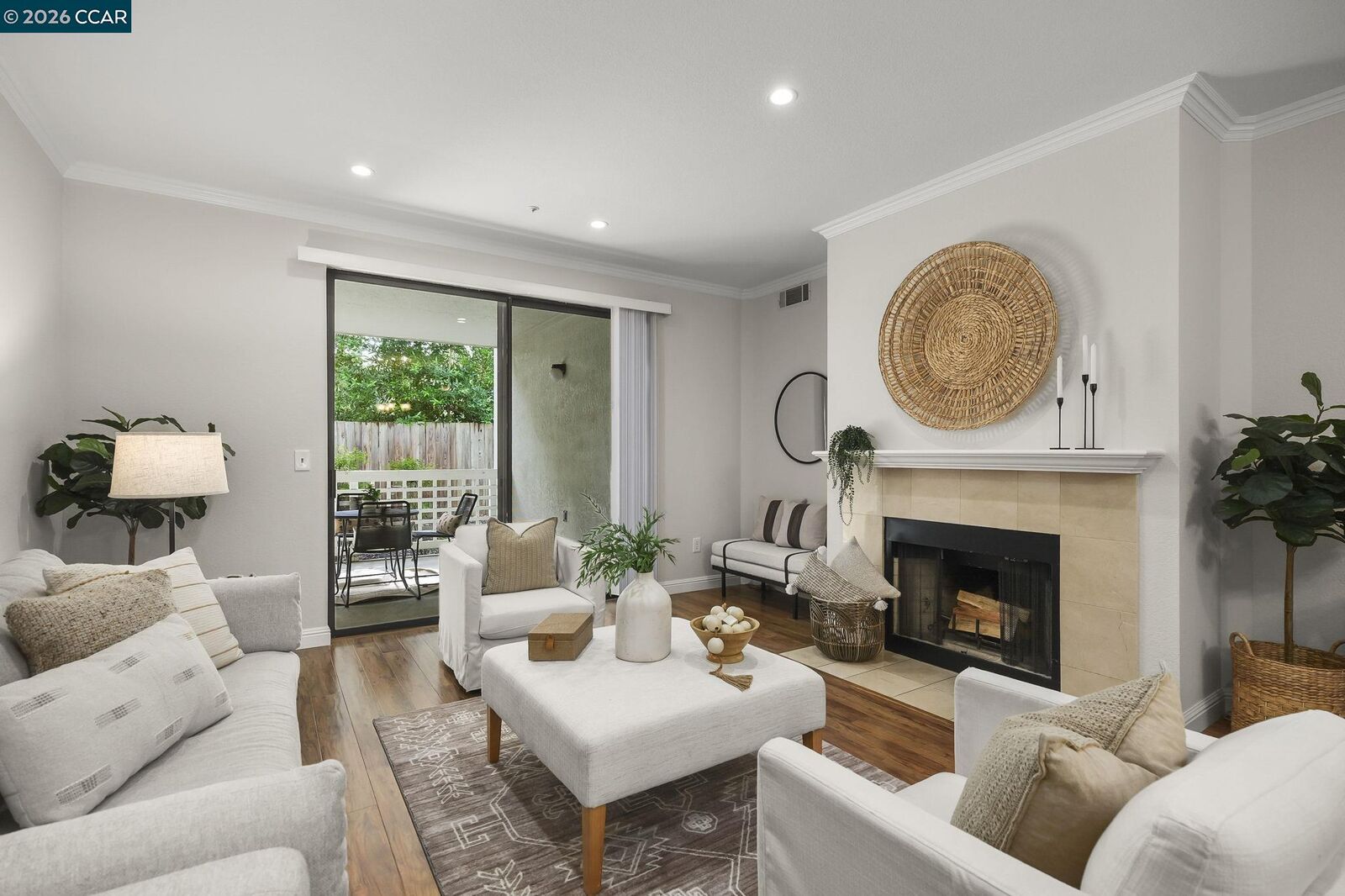 Property Photo:  2586 Oak Rd. 130  CA 94597 