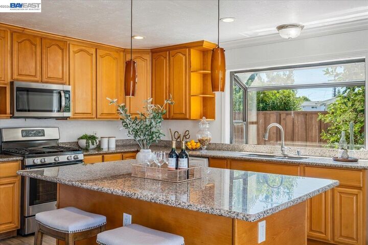 Property Photo: 3675 Monterey Blvd CA 94578