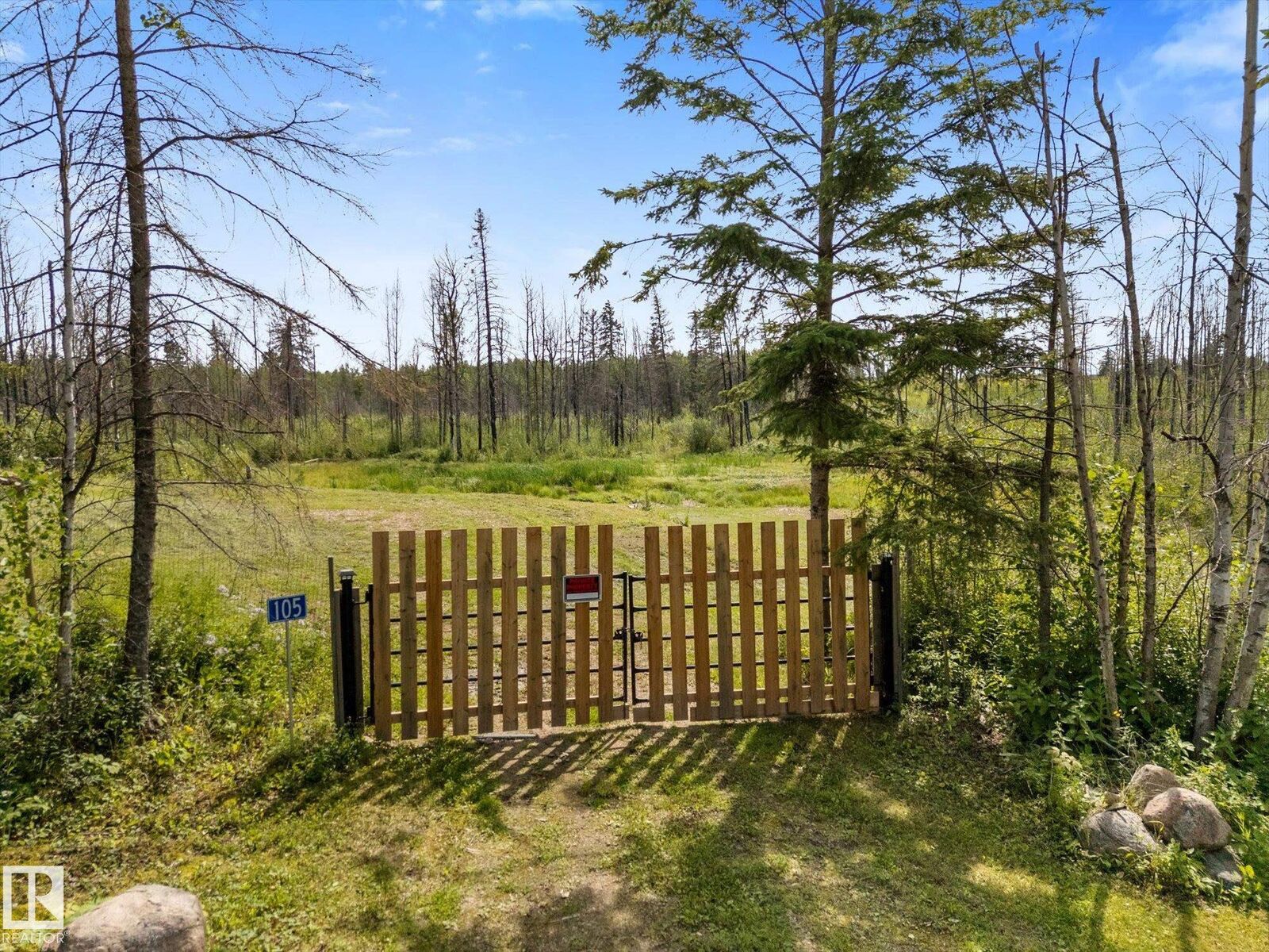 Property Photo: 5124 Twp Road 554 105 AB T0E 0J0
