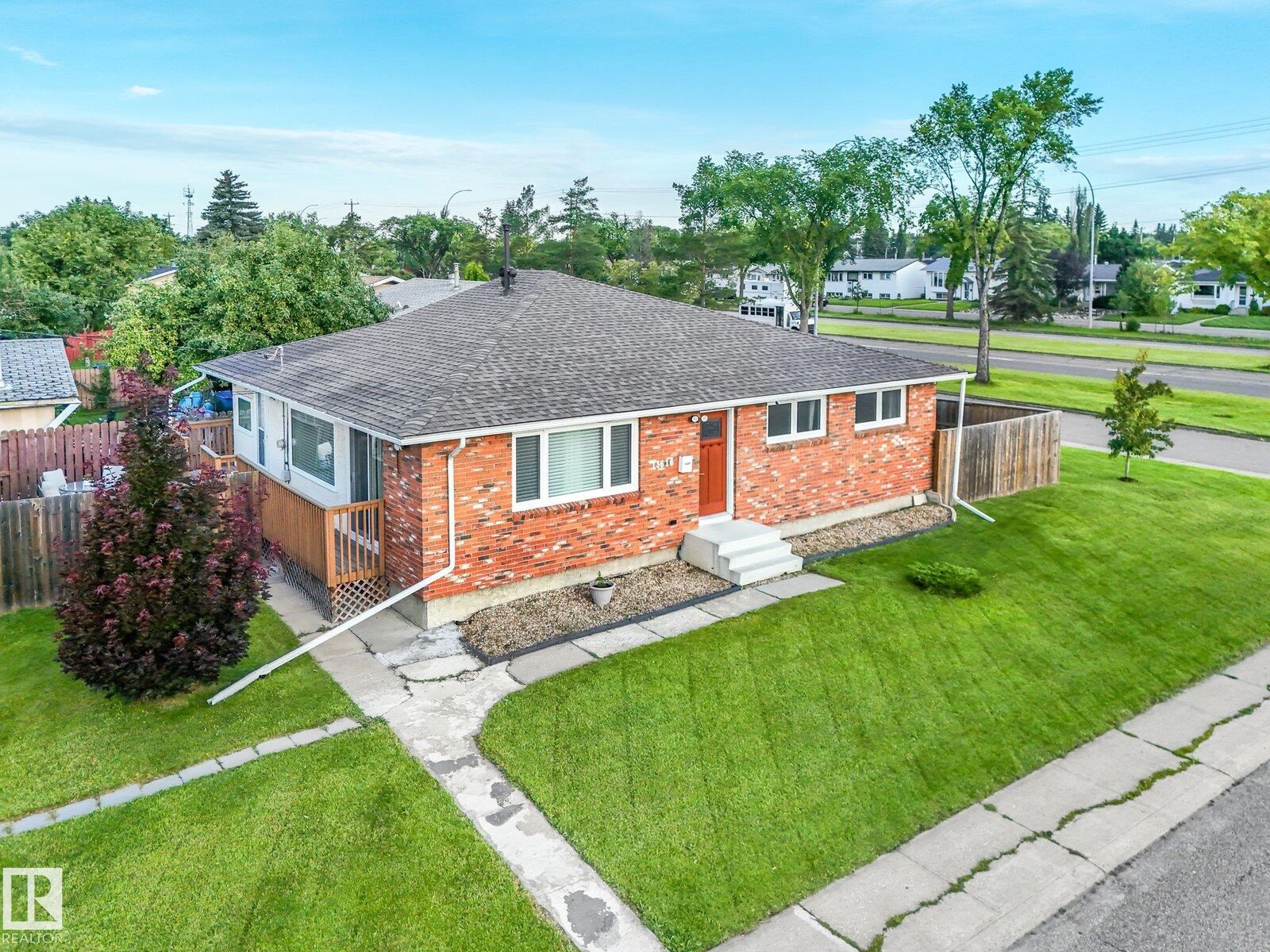 Property Photo:  13616 61 Street NW  AB T5A 0T7 