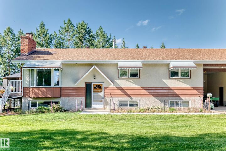 Property Photo: 6528 Twp Road 492 AB T7A 1R8