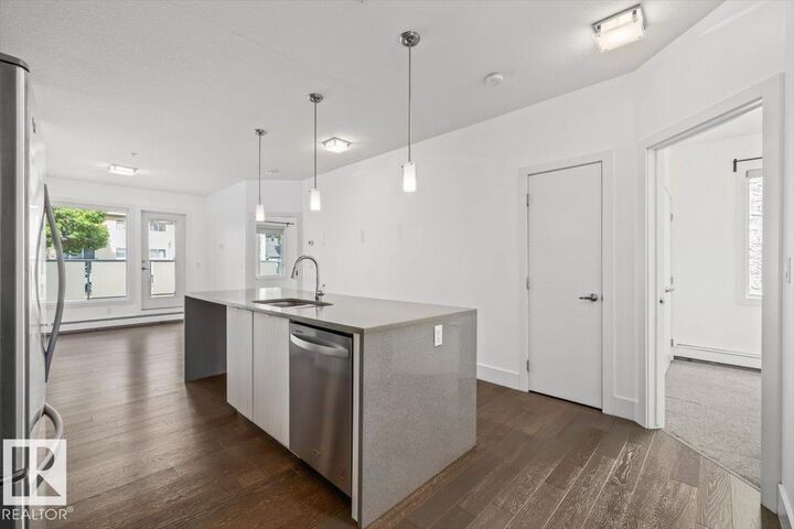Property Photo: 10030 83 Avenue NW 104 AB T6E 2C2