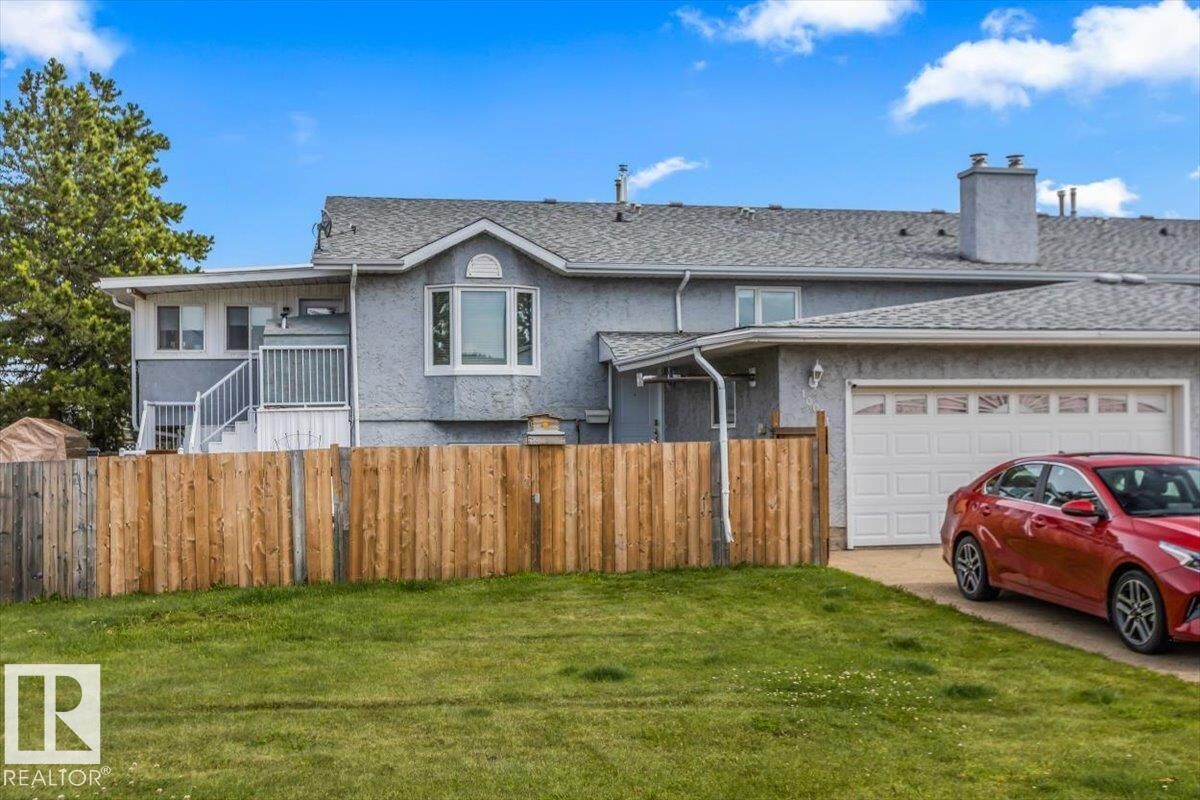 Property Photo: 10021 106 Street AB T8R 1A3