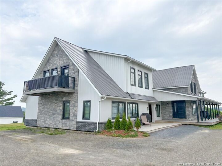 Property Photo: 24 Riverview Drive 201 NB E7P 3B4