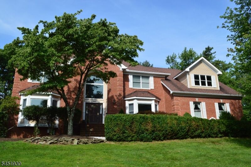 Property Photo:  40 Newland Ct  NJ 08807 