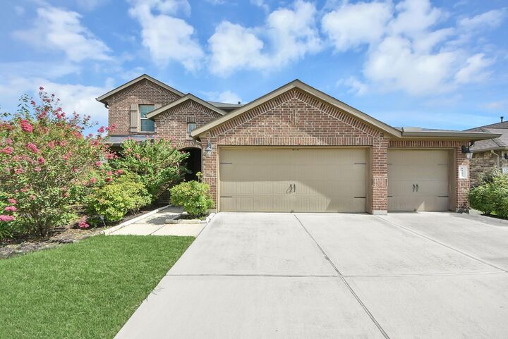 Property Photo:  8907 Jamison Drive  TX 77469 