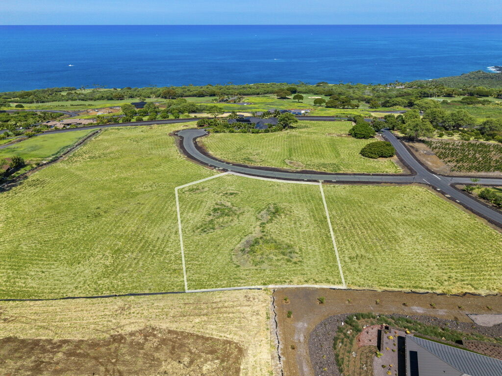 Property Photo: 81-6566 Mau Pua Way HI 96750