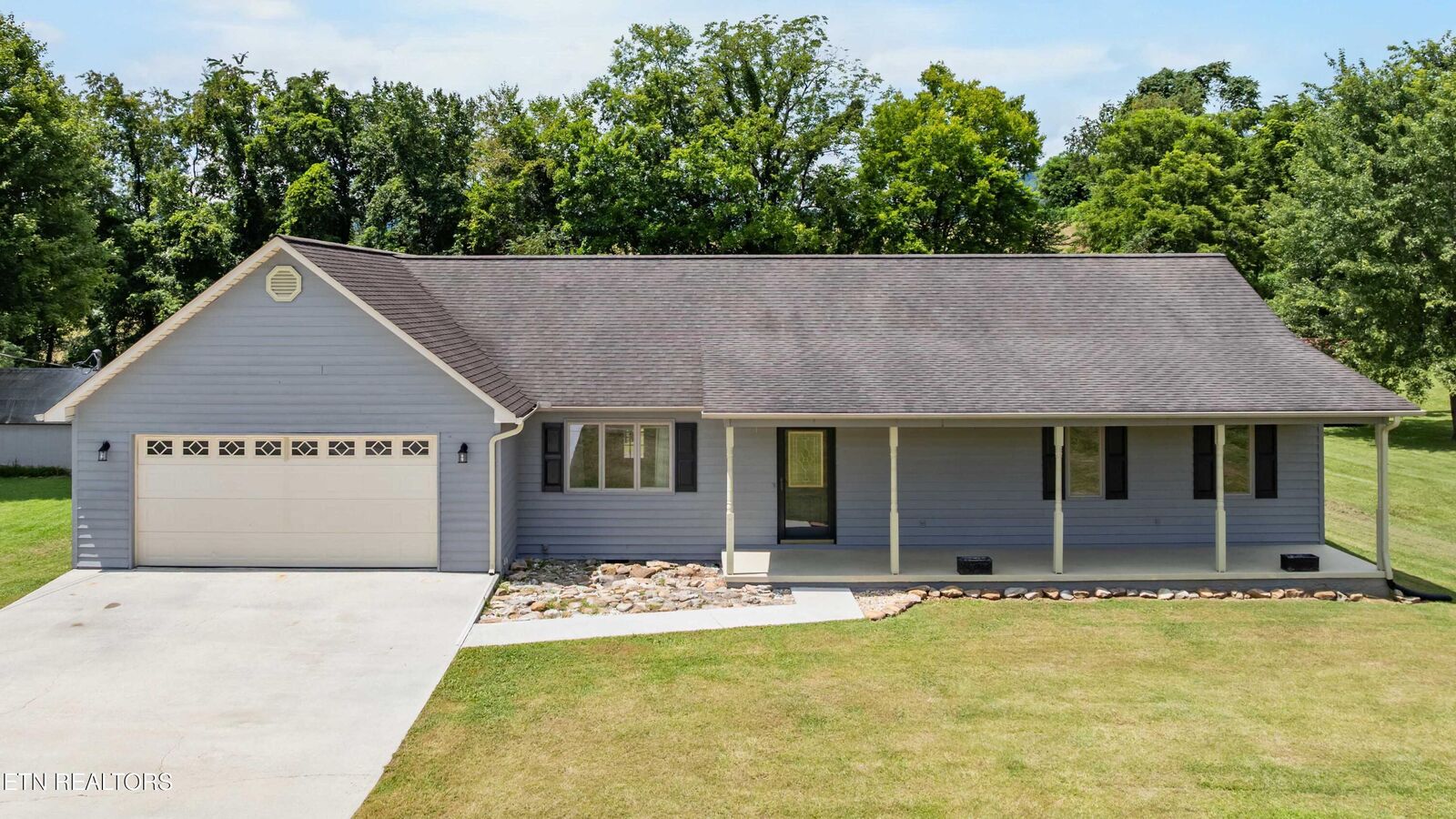 Property Photo: 303 Mountain Perkins Lane TN 37757