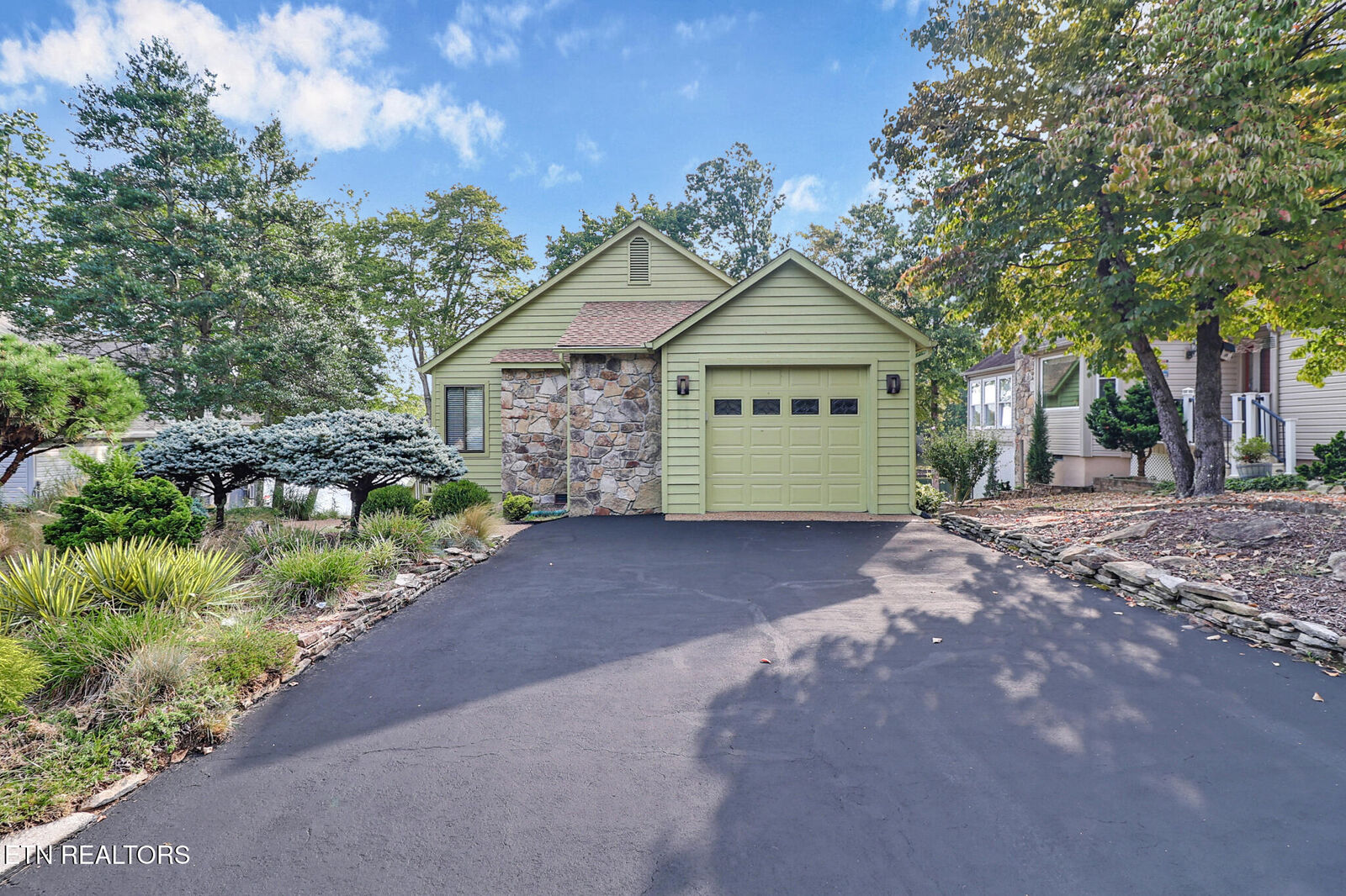 Property Photo:  50 Hickory Cove Lane  TN 38558 