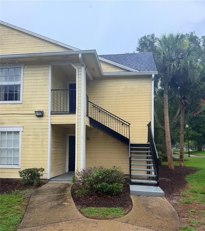 Property Photo: 1089 S Hiawassee Road 324 FL 32835