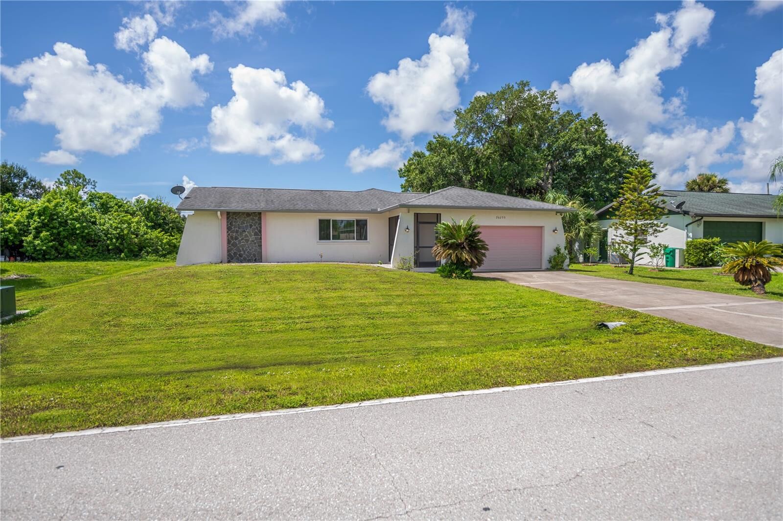 Property Photo: 20255 Lorenzo Avenue FL 33952