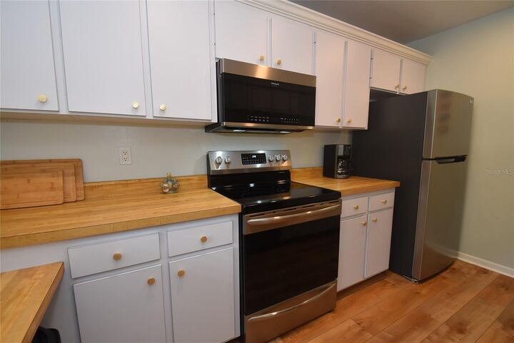 Property Photo:  1709 Pelican Cove Road Gl447  FL 34231 