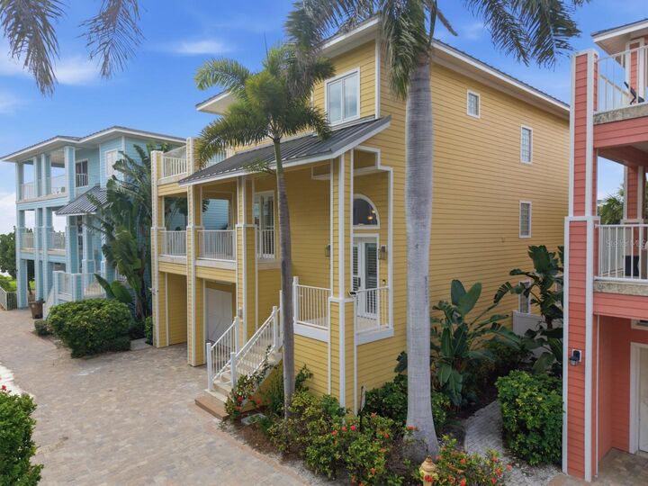 Property Photo: 2718 Gulf Boulevard 2 FL 33785