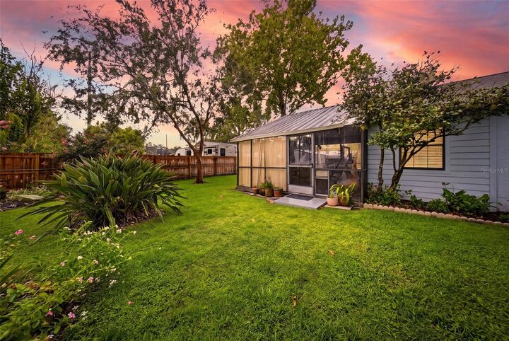 Property Photo: 38648 Ferm Circle FL 33540