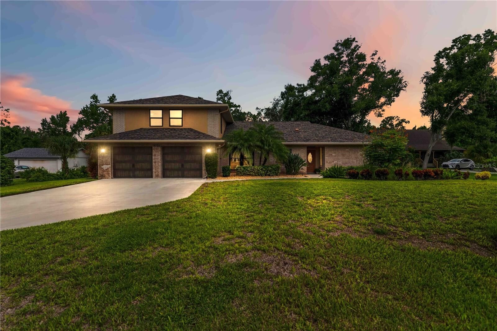 Property Photo: 9703 65th Avenue E FL 34202