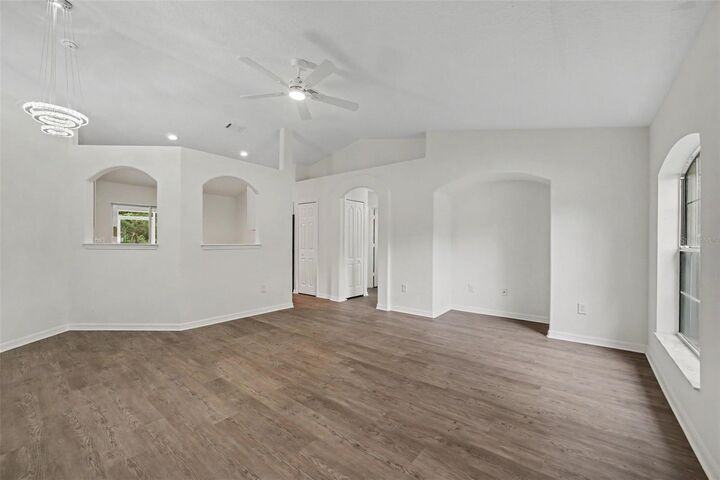 Property Photo: 30 Piermount Lane FL 32164