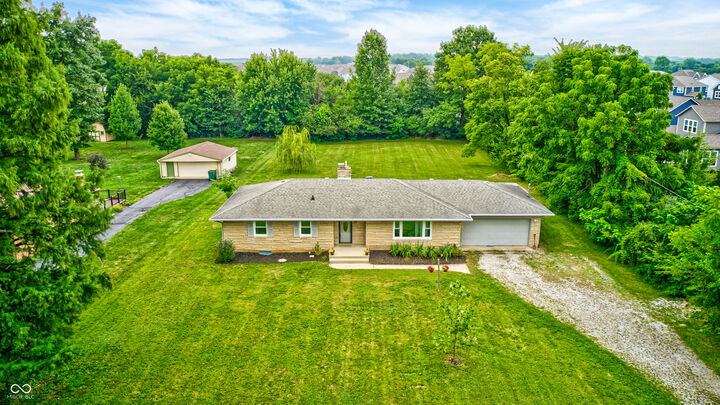 Property Photo: 10854 E County Road 650 N IN 46234