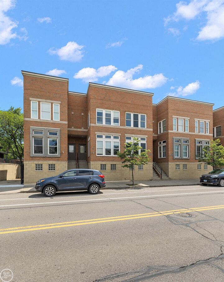 Property Photo:  4430 3rd Street Nine On 3rd  MI 48201-1134 