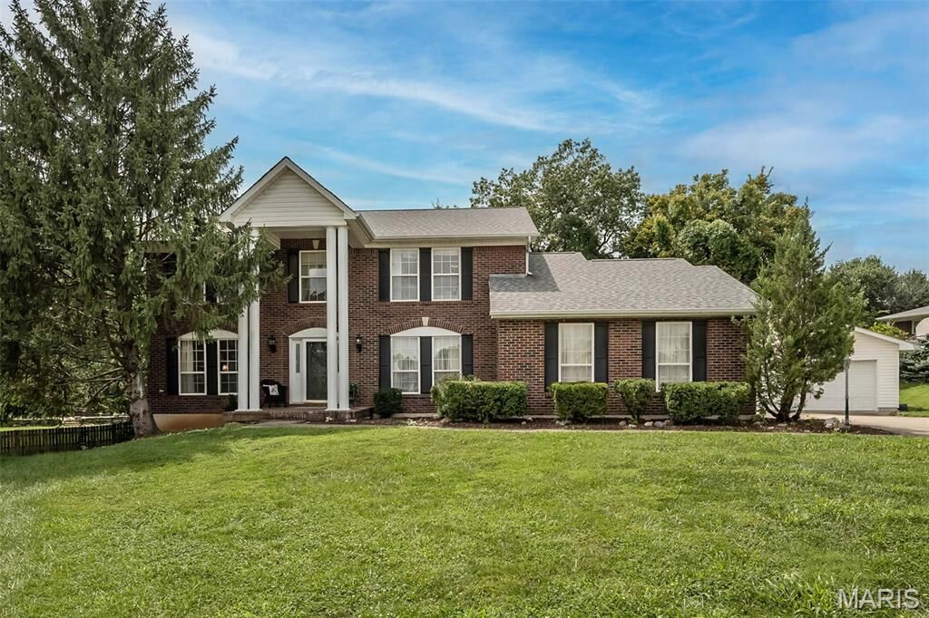Property Photo: 14 Ludwigs Oak Court MO 63303