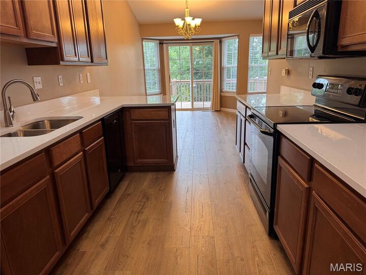 Property Photo: 620 Grayhawk Circle MO 63385